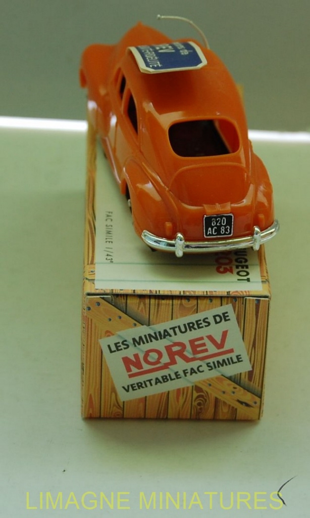 Norev Peugeot 203 – Échelle 1/43 – Plancher Métal – Boîte – Occasion